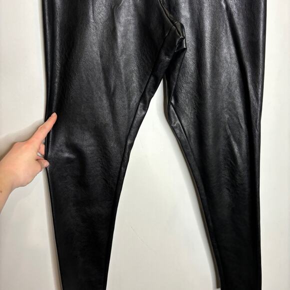 Commando Faux Leather Legging - Picture 6 of 9